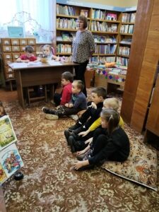 Литературное путешествие «Сябар дзяцей Іван Муравейка»