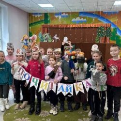 photo_5237836295810258190_y